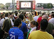 Large Picture (300kB)