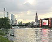 Large Picture (300kB)