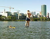 Large Picture (300kB)