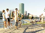 Large Picture (300kB)